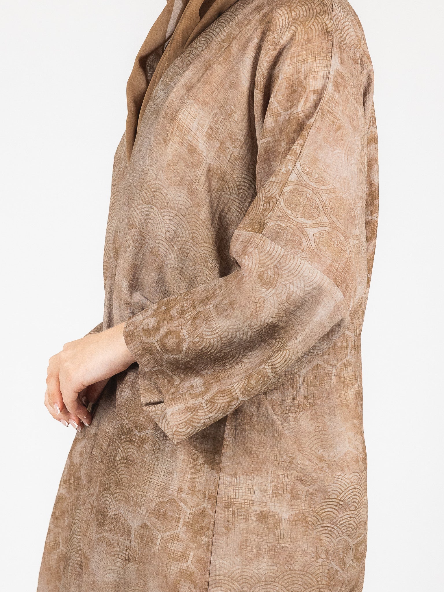 Taupe Textured Abaya